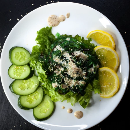 Салат с чуккой 