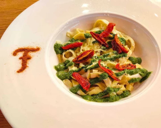 С вялеными томатами