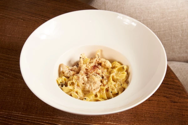 Паста Альфредо с куриной грудкой