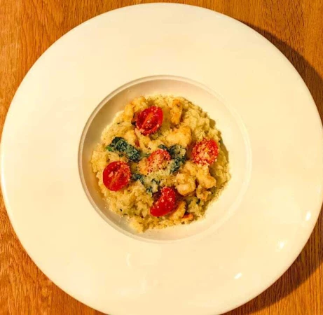 Ризотто со шпинатом и креветками