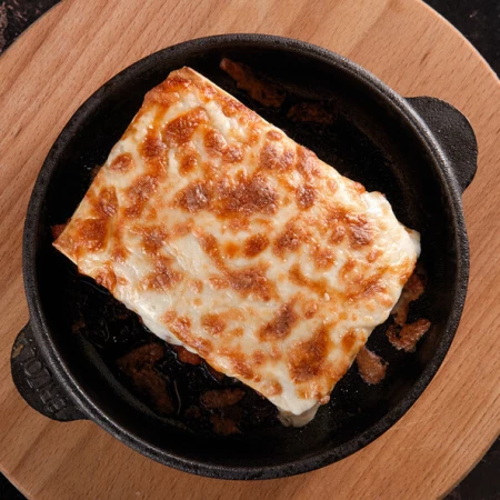 Лазанья сливочная с беконом и грибами