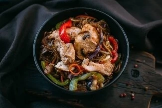 Чапче со свининой.