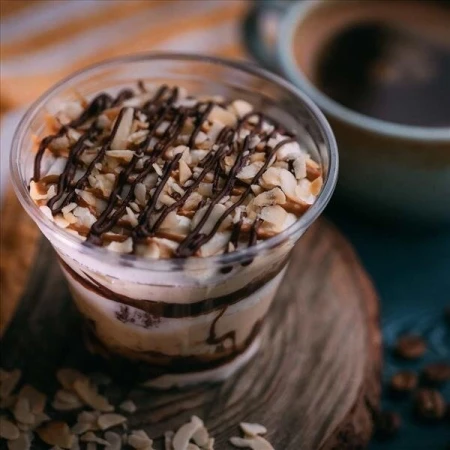 Трайфл Сникерс