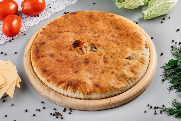 Осетинский пирог с сыром и грибами