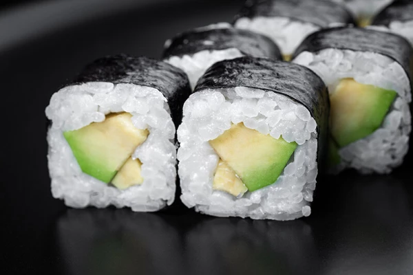 Авокадо маки