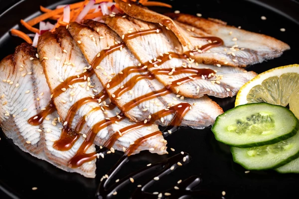 Сашими с угрем 