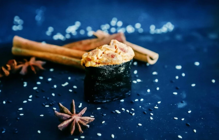 Суши спайси с тунцом