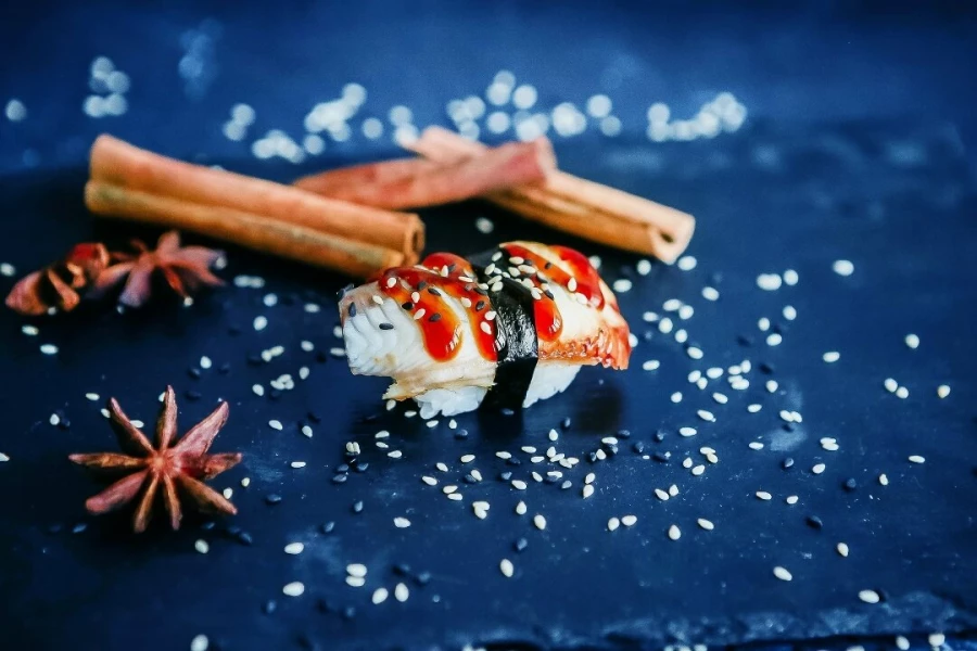 Суши с угрем