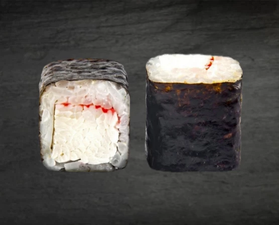 Ролл с крабовым мясом сурими