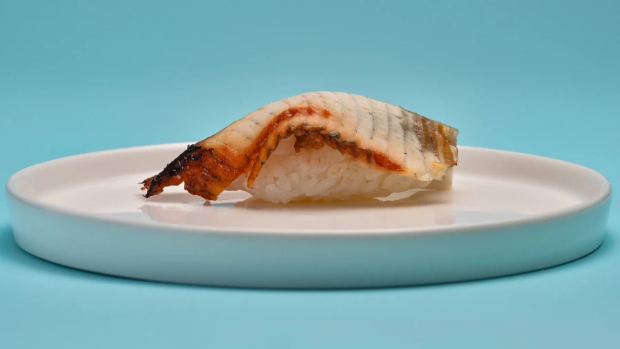 Суши с угрем