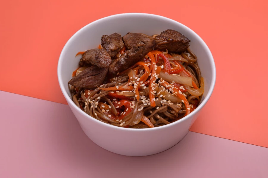 Соба с говядиной