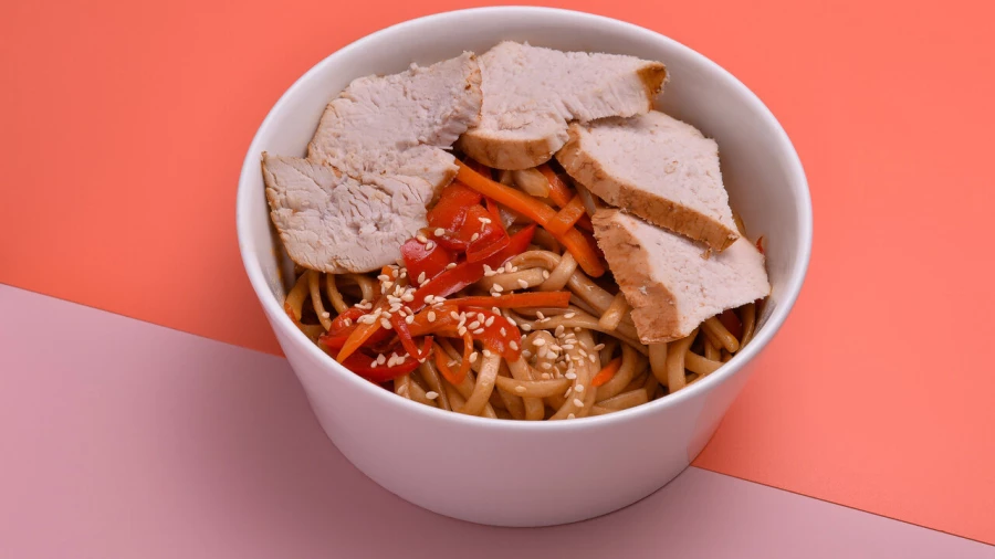 Удон с курицей