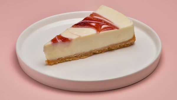 Чизкейк с клубникой