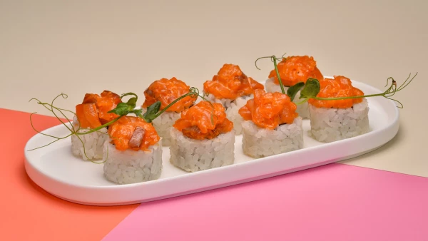 Ролл Тар-тар из лосося