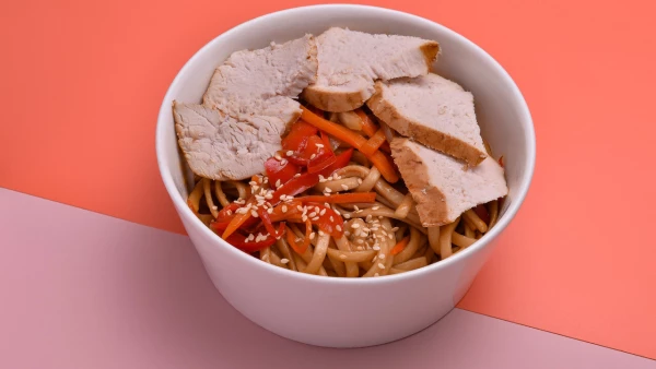 Удон с курицей