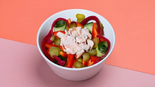 Салат с куриной грудкой