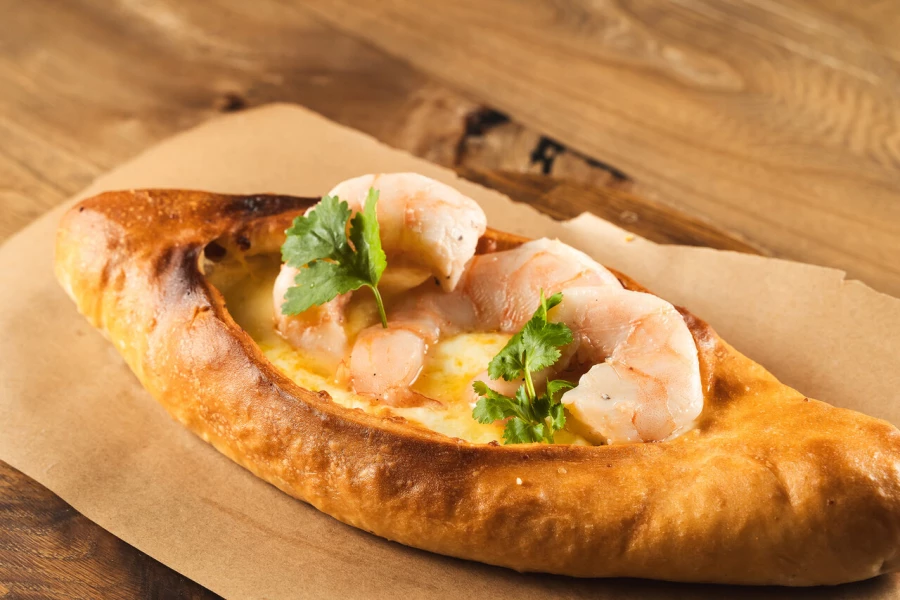 Хачапури с креветками