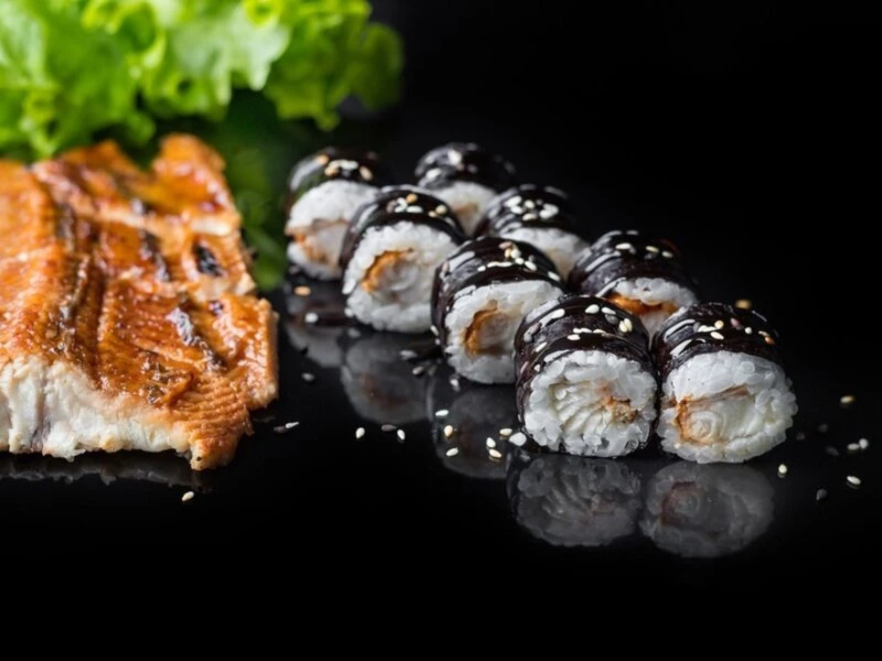 Маки с Угрём