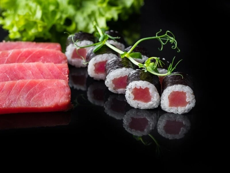 Маки с Тунцом