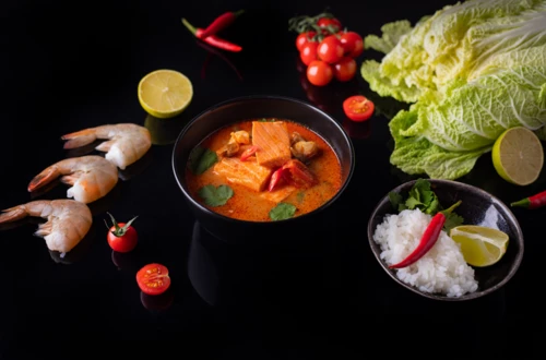 ТОМ ЯМ с МОРЕПРОДУКТАМИ