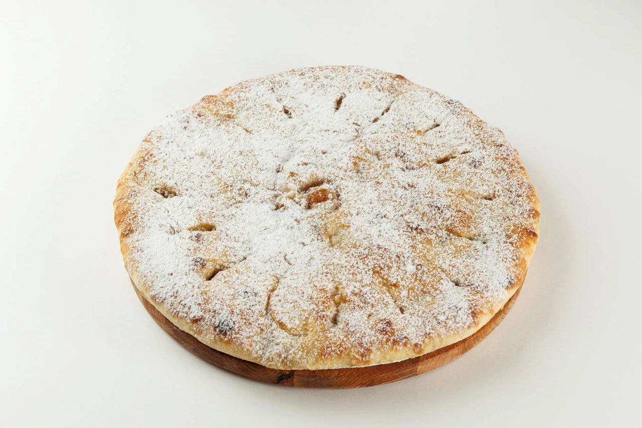 Сладкий пирог с яблоком и корицей 600г