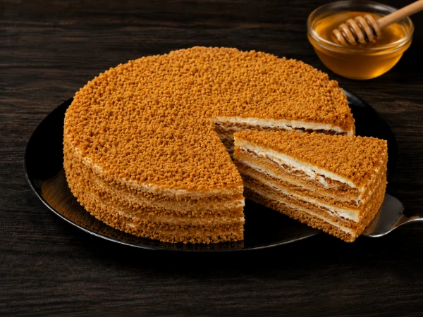 Торт Медовик 1,4кг (4шт/упак)