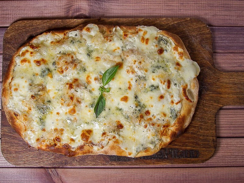 Пицца Кватро Формаджи