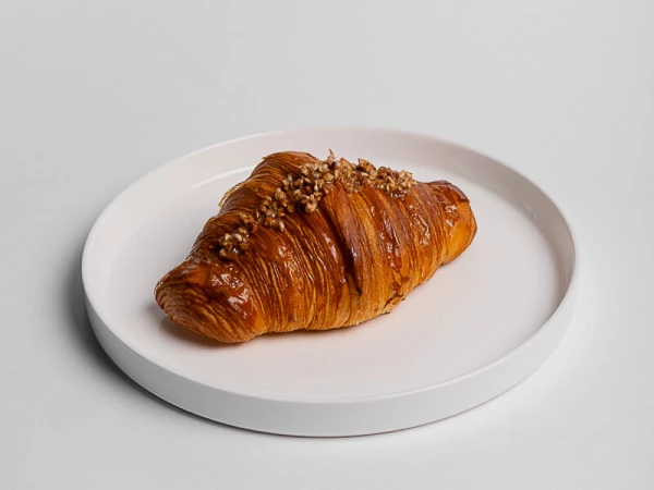 Круассан соленая карамель 