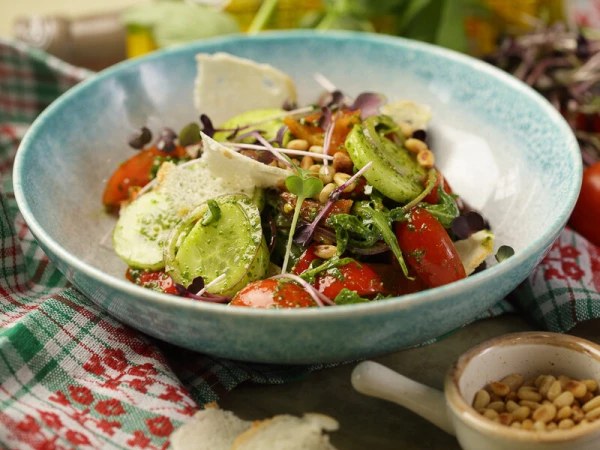 Панцанелла с сыром фета