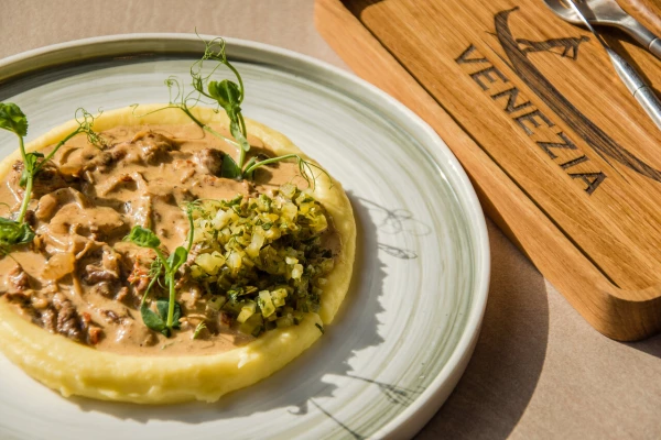 Бефстроганов