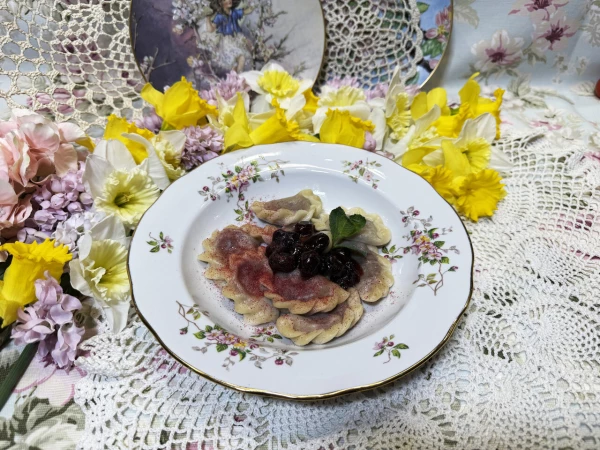 Вареники с вишней