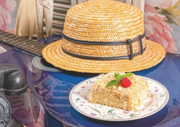 Торт Наполеон с кремом на миндальном молоке