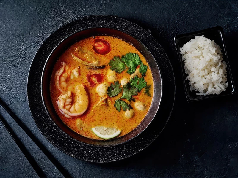 Том ям с креветками