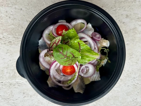 Сельдь с отварным картофелем