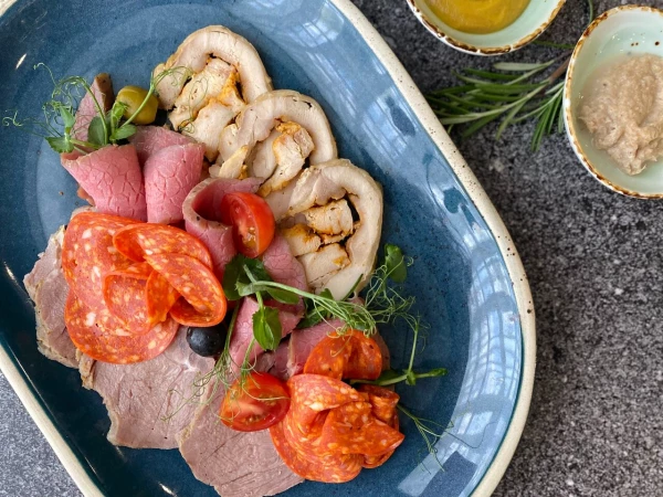 Мясное ассорти