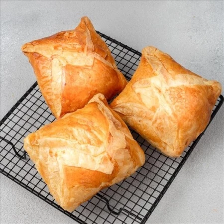 Хачапури из слоенного тесто