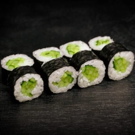 Маки-ролл с огурцом