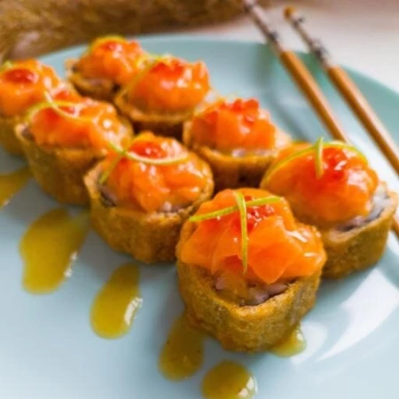 Темпура-ролл с лососем