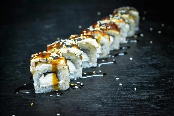 ролл Сливочный угорь