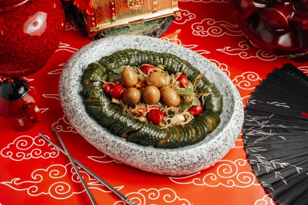 Салат HuanLu (салат с огурцом)