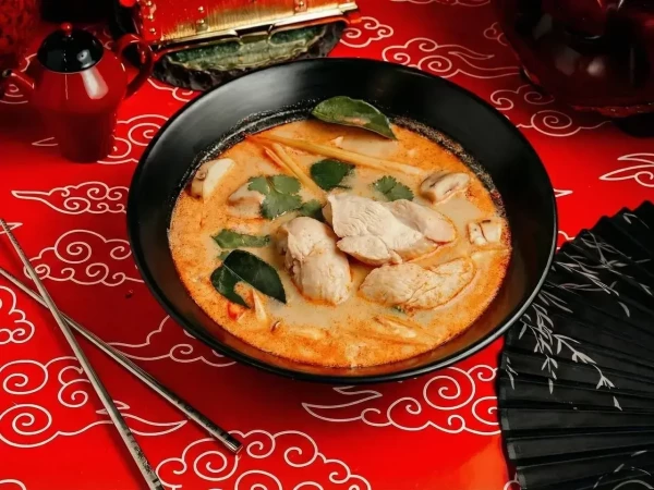 Том Ям с курицей