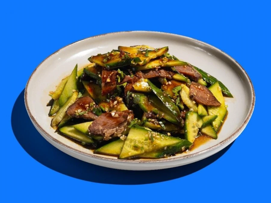 Салат Китайский с говядиной и огурцами
