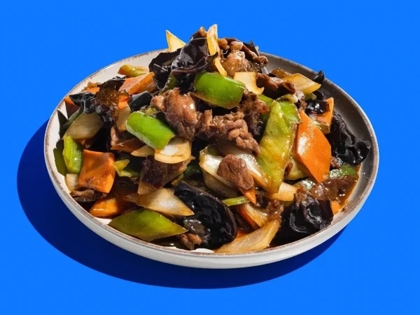 Говядина с овощами