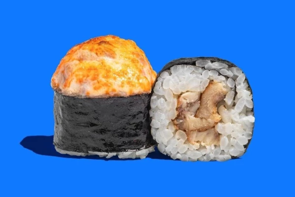 ЗАПЕЧЕНЫЙ РОЛЛ С УГРЕМ