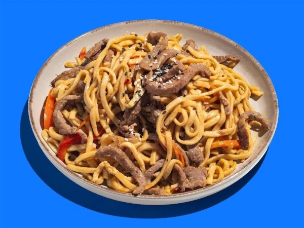 ВОК С ГОВЯДИНОЙ С ЛАПШОЙ 