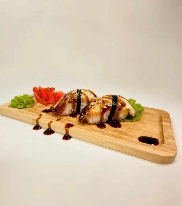 Нигири с угрём