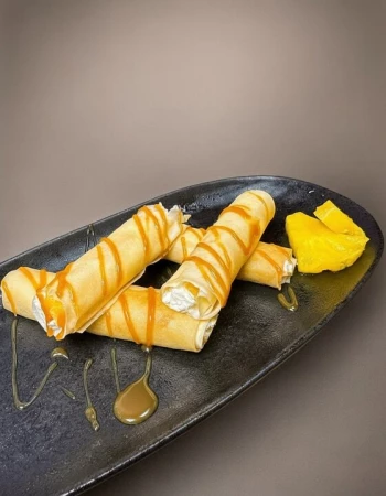 Спринг ролл с ананасом