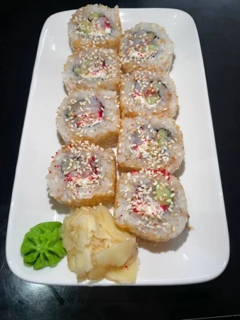 Ролл с королевской креветкой