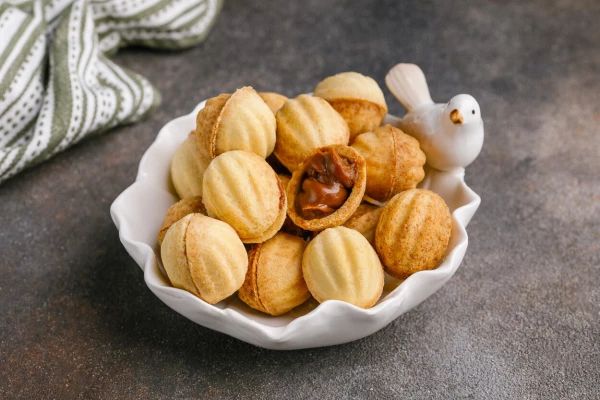 Орешек с начинкой