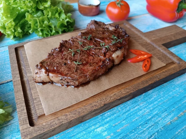 Стейк Нью-Йорк